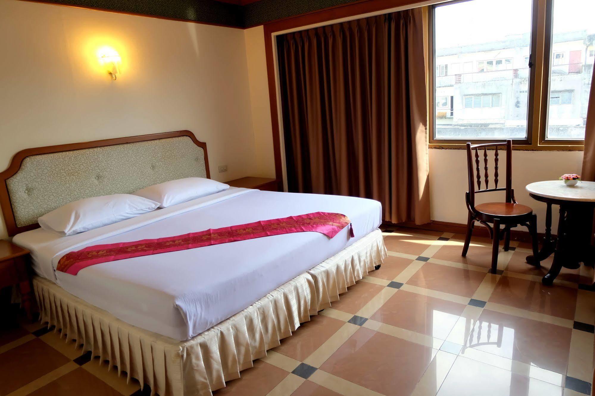 Vieng Thong Hotel Krabi town Dış mekan fotoğraf